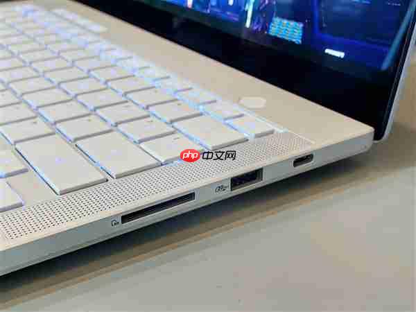 华硕发布ROG幻14/16 Air 2026款：升级星云原画屏、至高RTX 5090