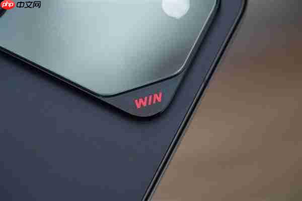 10000mAh巨无霸电池仅2599元起！荣耀WIN RT图赏