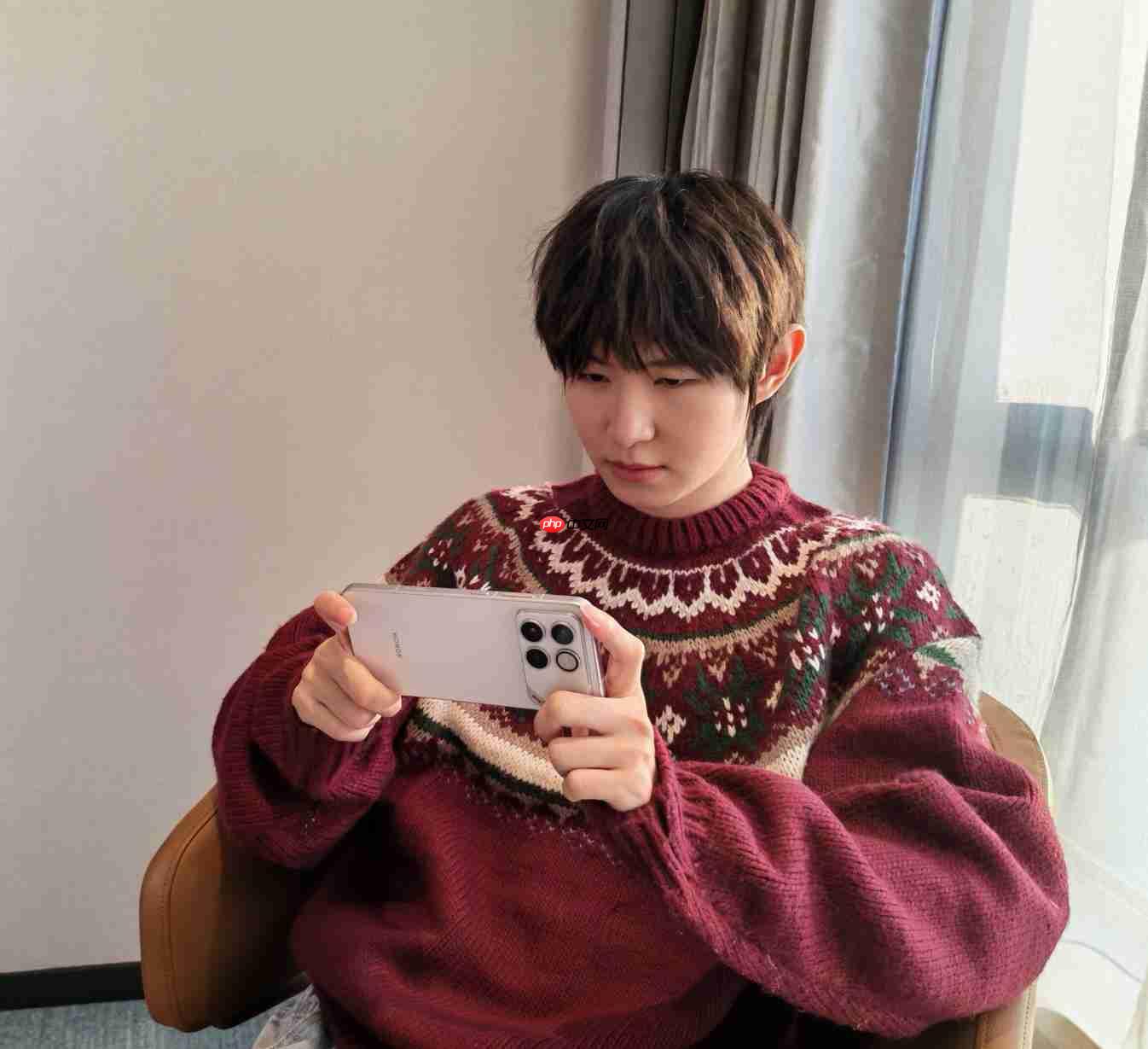 定档12月16日！荣耀全新电竞系列沟通会官宣