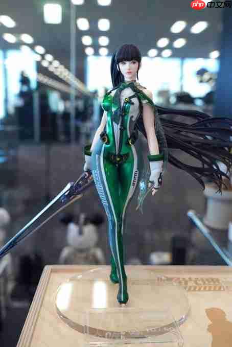 脸依旧难绷！ Shift up赠送小岛秀夫伊芙手办