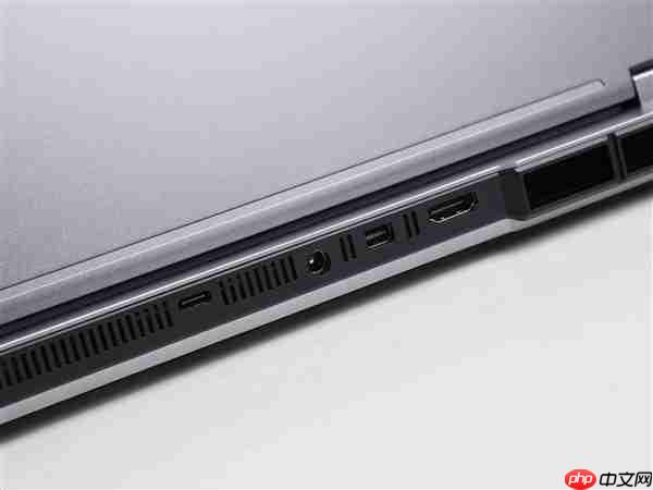 同配置比别家便宜1000块！体验机械革命耀世16 Ultra