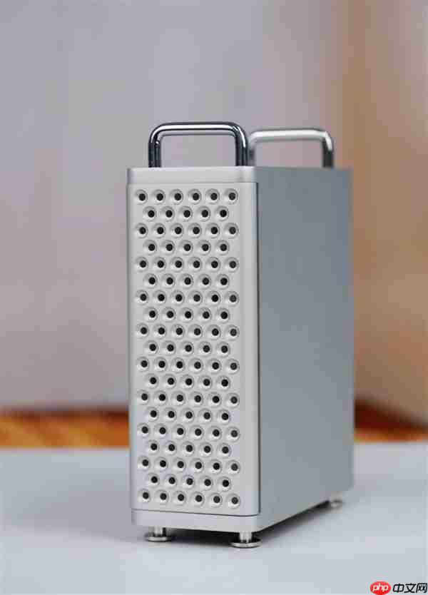 致敬苹果Mac Pro刨丝器！奥睿科Omini Pro迷你机图赏