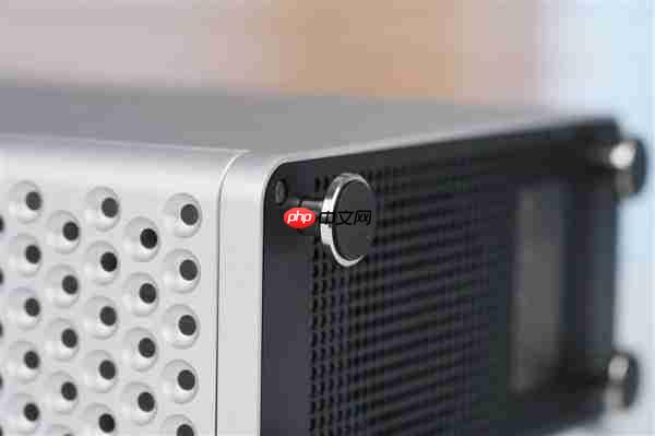 致敬苹果Mac Pro刨丝器！奥睿科Omini Pro迷你机图赏