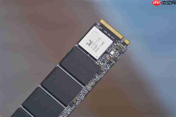 致敬苹果Mac Pro刨丝器！奥睿科Omini Pro迷你机图赏