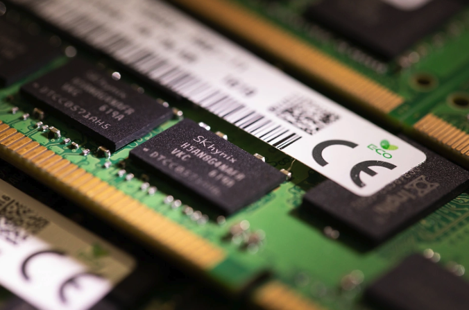 暴涨150%！内存条价格“疯涨”，谁在制造“存储恐慌”？ - php中文网
