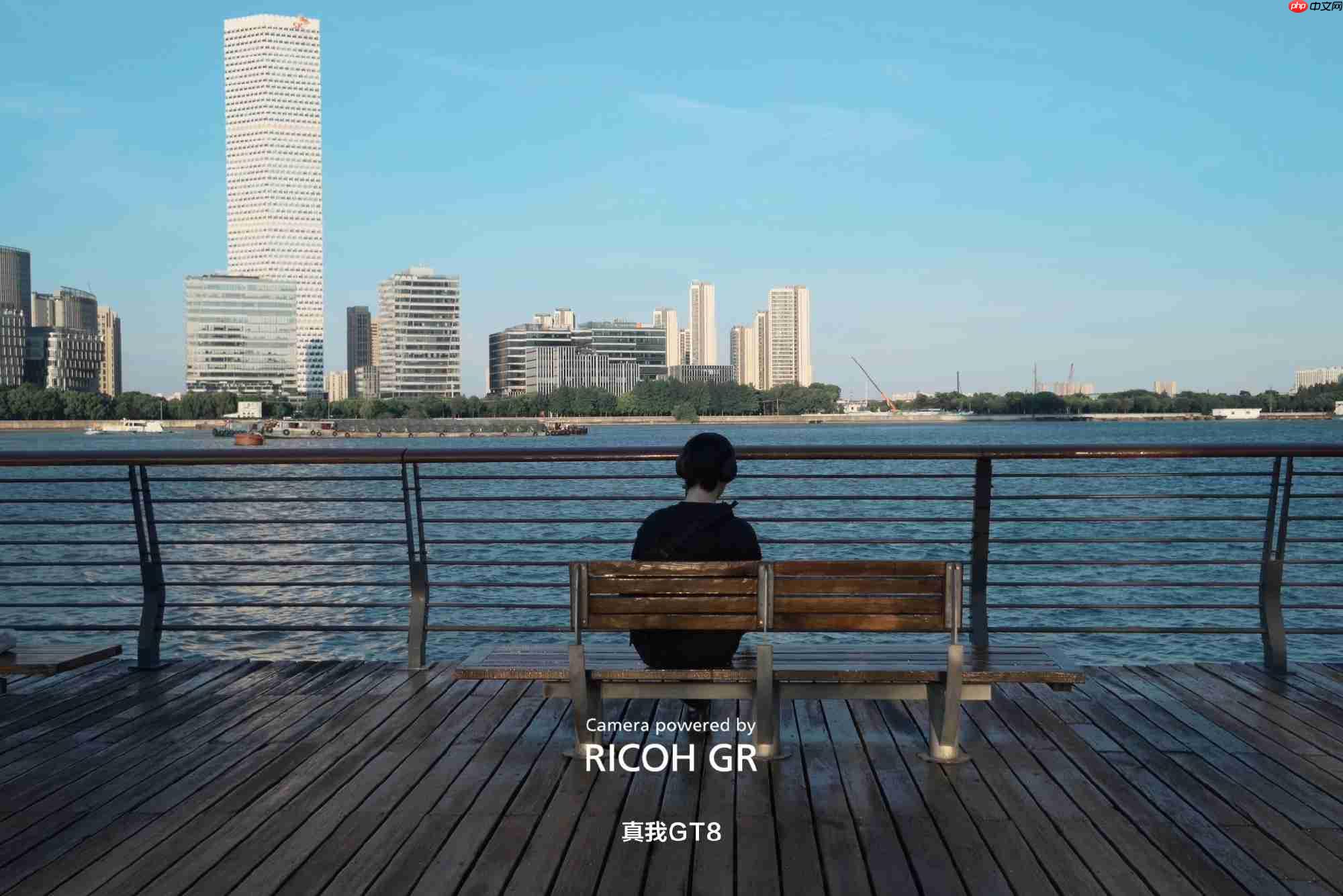 真我GT8 Pro阿斯顿马丁F1限量版正式开售，赛道美学加持