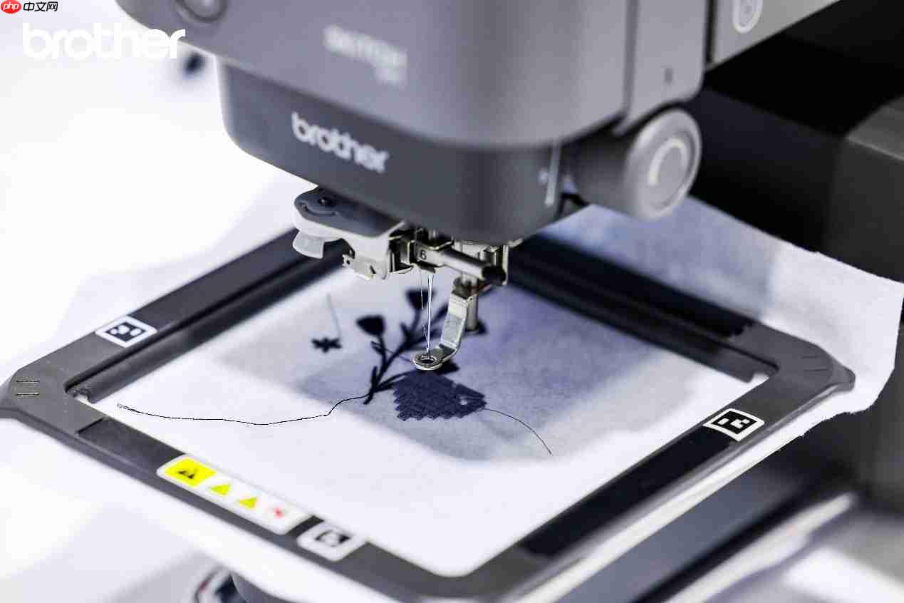 Brother缝绣新品进博首秀，以AI之力开启智能绣花新时代