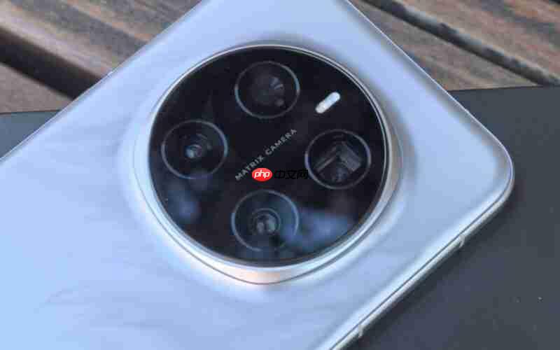 7000mAh 电量 + 1/1.3″ 巨底主摄，HONOR Magic8 Ultra 规格曝光!