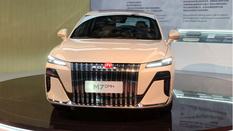 2025插电混动新能源选购指南，这款车为啥是10万级优选