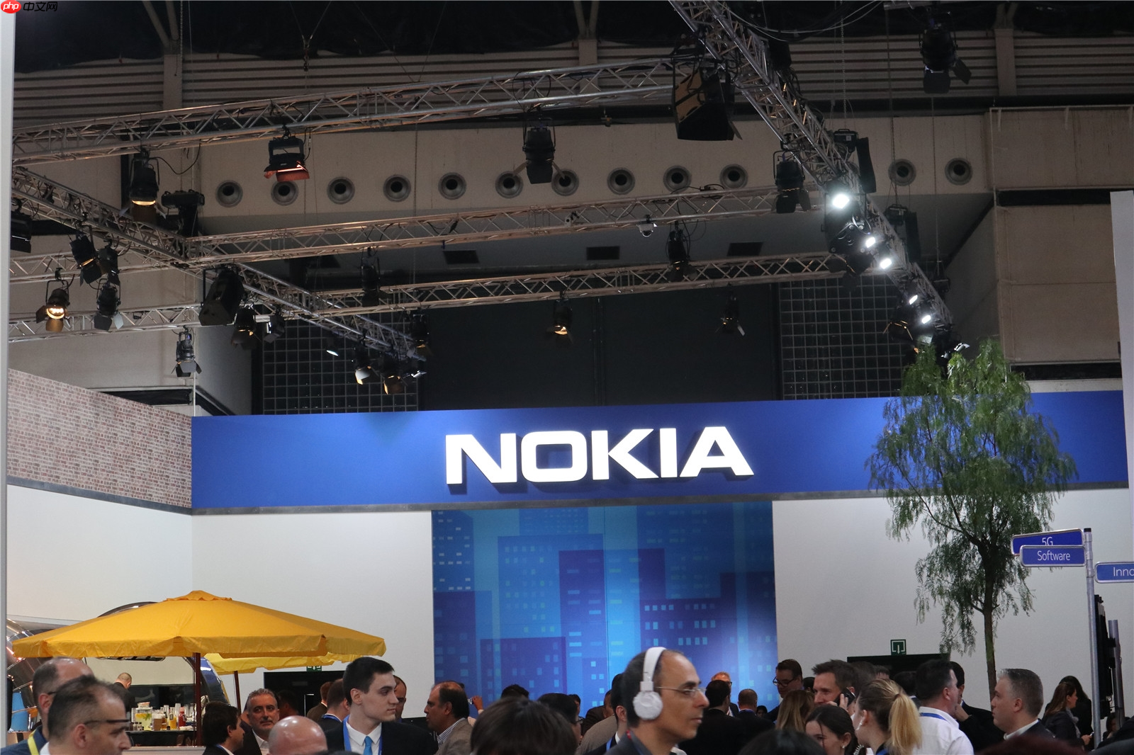 轻松驾驭RTX 5090！微星MEG Ai1600T PCIE5超神电源图赏