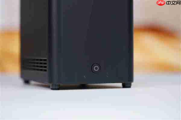 升级X86架构性能大提升！极空间Z2 Ultra图赏