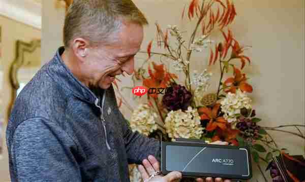 Intel Arc锐炫独立显卡3岁生日快乐！前途一片迷雾