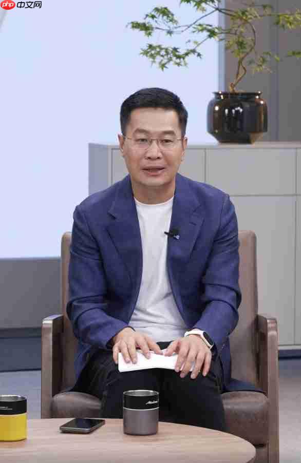 卢伟冰回应小米金沙江充电宝缺货：团队没想到能卖这么好