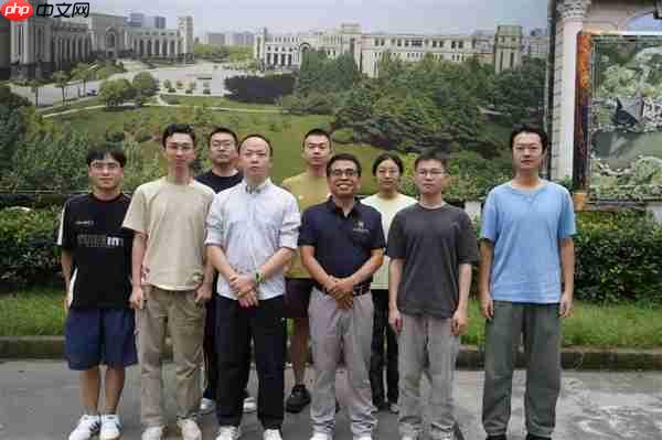 碾压传统闪存！我国研发全球首个二维-硅基混合架构闪存芯片