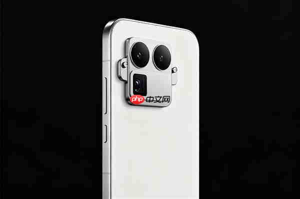 真我CMO：真我GT8 Pro外观设计颠覆行业 前无古人 后无来者