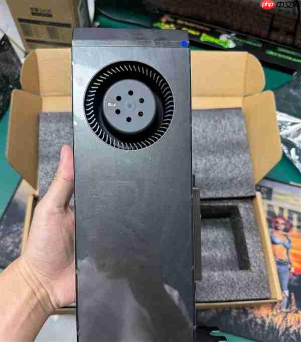 32gb大显存rtx 4080 super现身：要价9200元