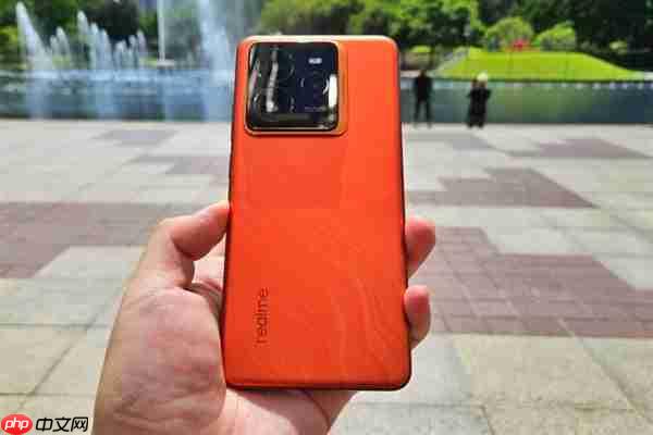 真我GT8 Pro看点前瞻：2K直屏+2亿像素 同档罕见