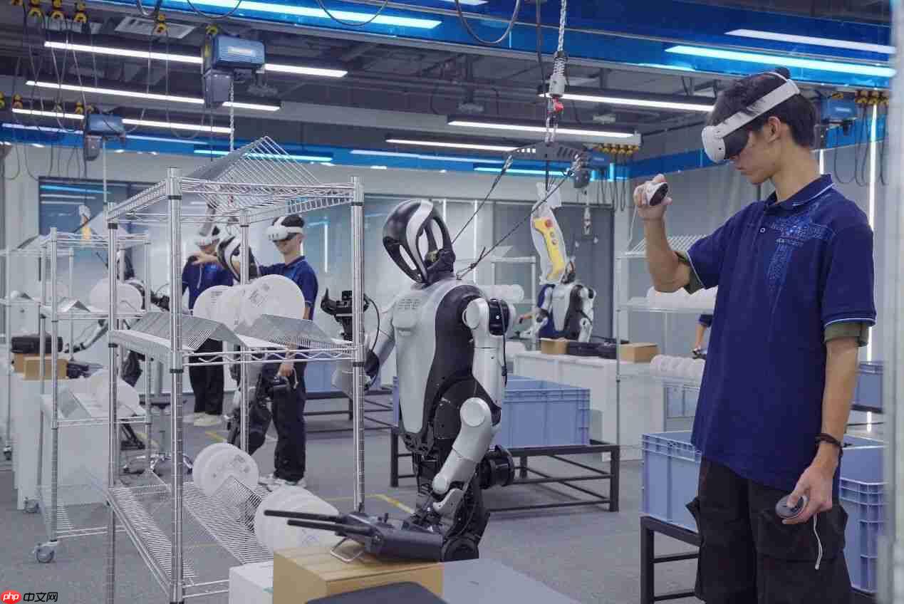 国内最大人形机器人训练场在京启用，年产数据量超 600 万条