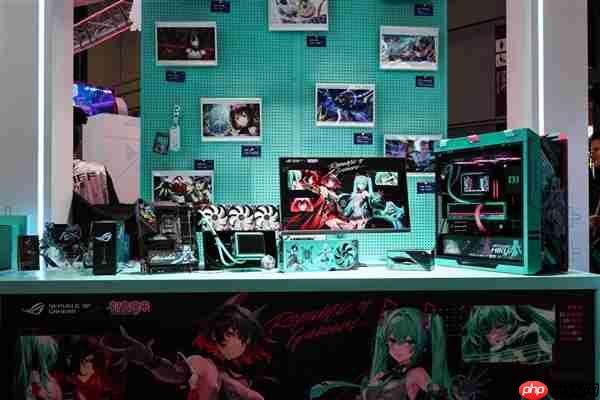 全线登场！ROG×初音未来联名装备开启预约 超能好物即刻拥有