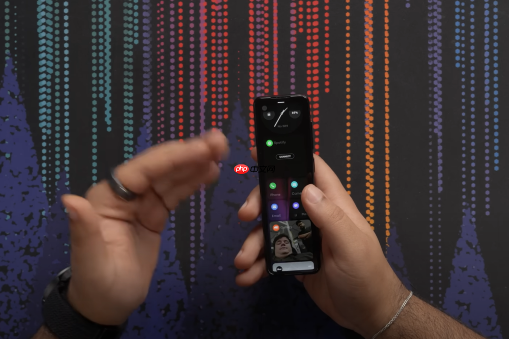 又细又长！这款手机太酷了：安卓之父打造，理念太超前了