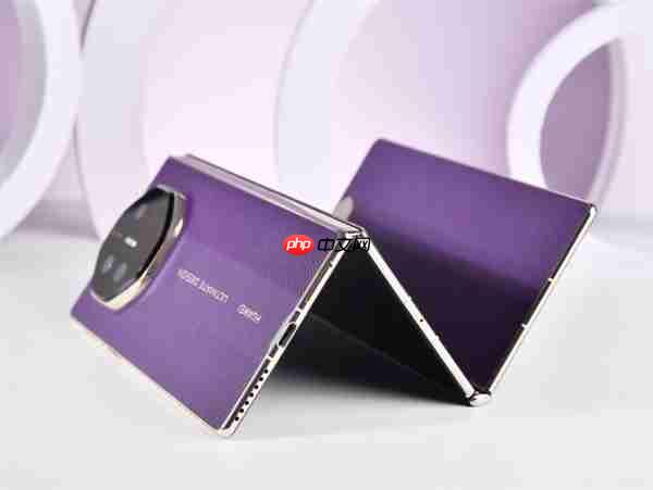 华为Mate XTs 非凡大师全面评测：17999元 比iPhone值！