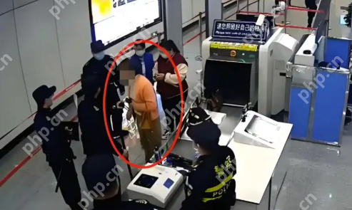 女子地铁拒绝安检追打工作人员被行拘 - php中文网