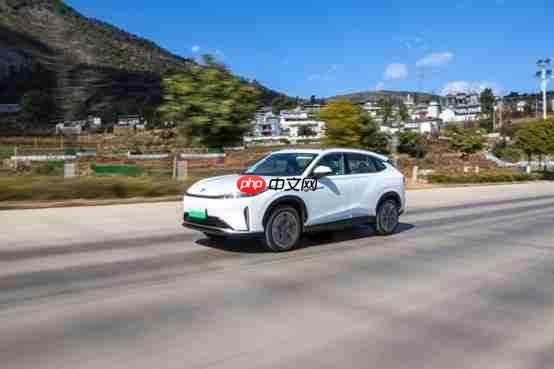 10万左右SUV选什么？荣威D5XDMH：续航空间智能拉满