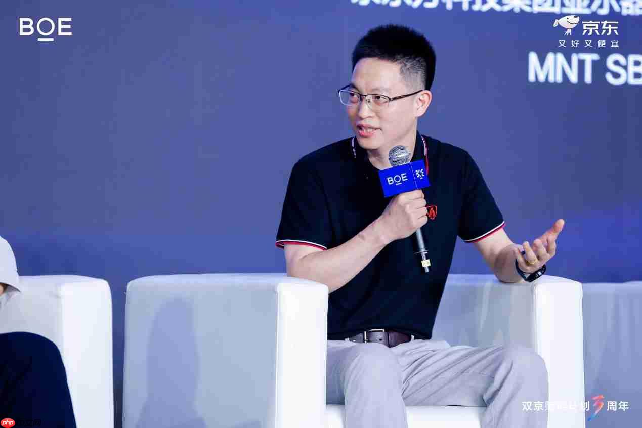 飞利浦EVNIA亮相“双京赋能计划”三周年庆典，“向上卷”引领电竞显示革新