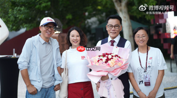 60岁李国庆晒婚礼嘉宾视频：张朝阳、俞敏洪等出席