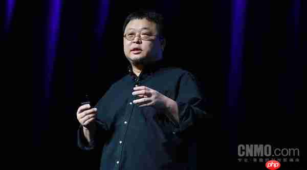 罗永浩给&ldquo;全玻璃iPhone&rdquo;泼冷水：产品化遥遥无期