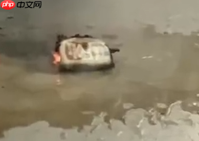 南京地铁通报一起充电宝自燃冒烟事件：工作人员已处置