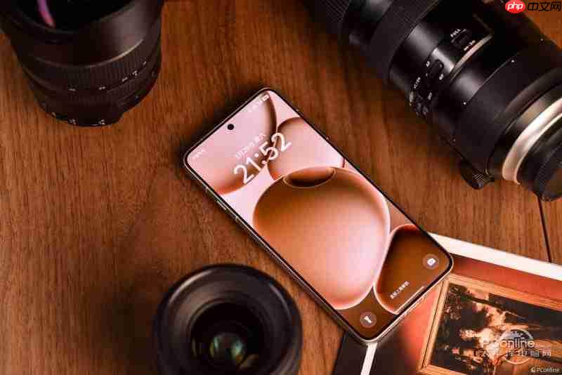 OPPO Find X9 Ultra或将采用2K直屏，旗舰定位再升级！