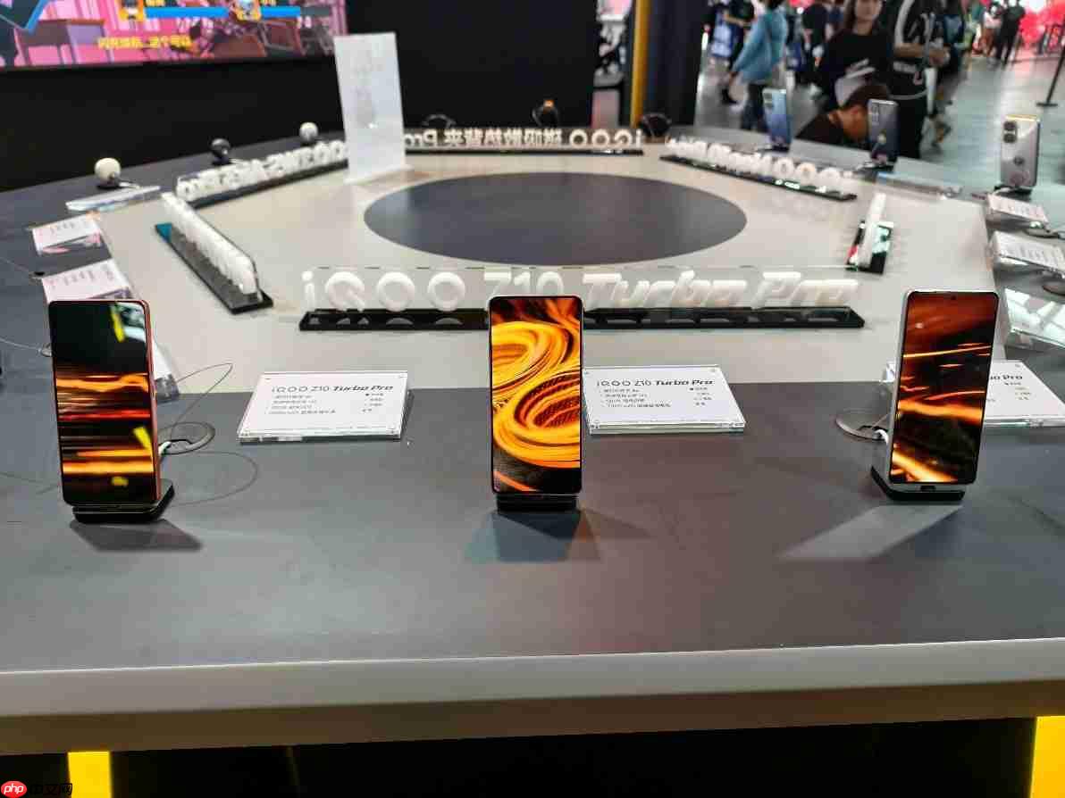 iQOO亮相2025 ChinaJoy！科技与娱乐共筑沉浸式体验现场！