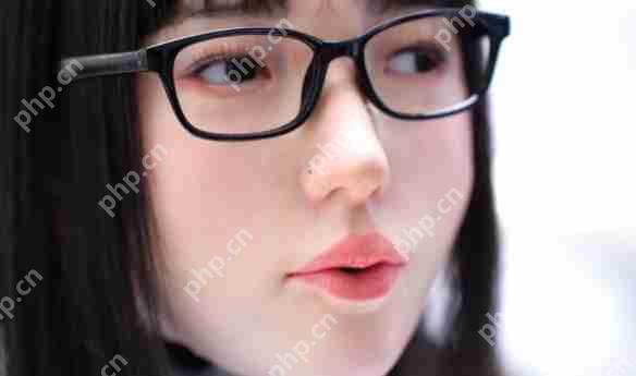 松延动力新一代仿生女机器人推出！面部表情很逼真！