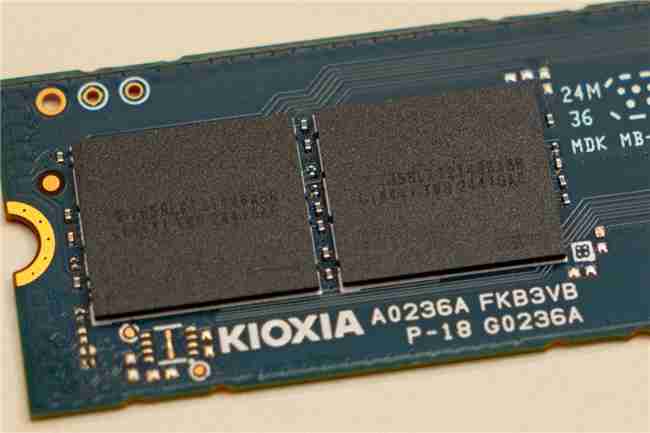 铠侠EXCERIA PLUS G4(VD10)PCIe5.0固态硬盘评测:超大缓存不掉速,控温效果奇佳的PCIe 5.0固态!