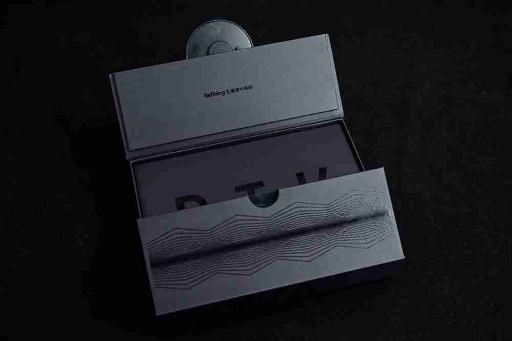 让iphone使用起来更便捷一点，pitaka礼盒开箱图赏