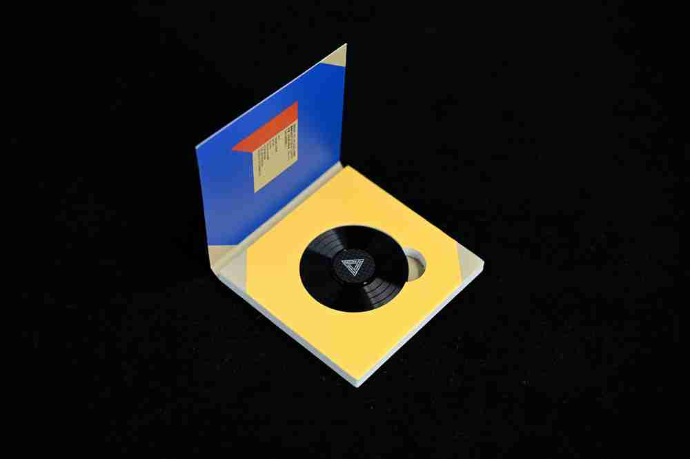 让iphone使用起来更便捷一点，pitaka礼盒开箱图赏