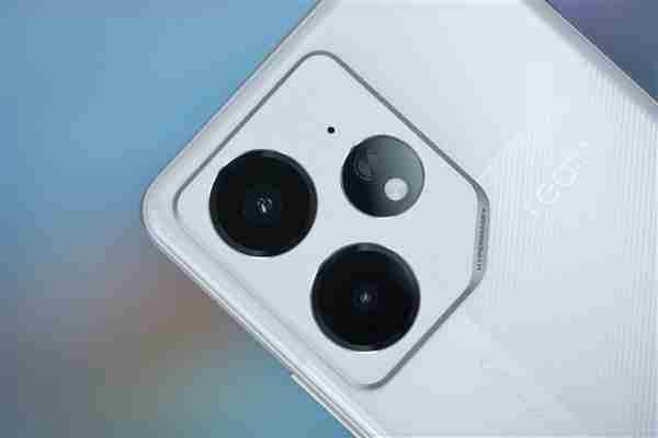 7000mAh巨无霸电池！真我Neo7星舰版图赏