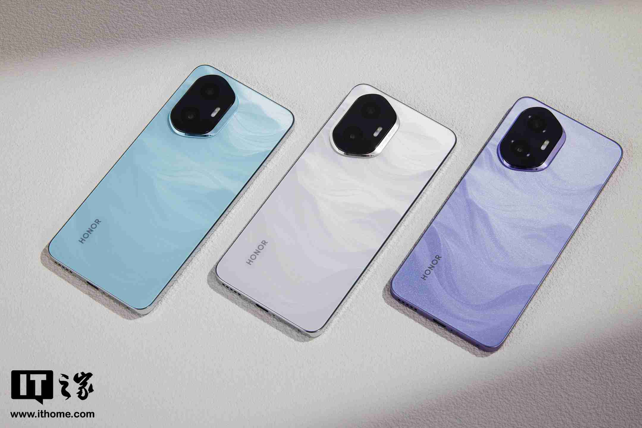 荣耀 300 系列手机图赏：首次引入 Ultra，浮雕印花，大自然美学