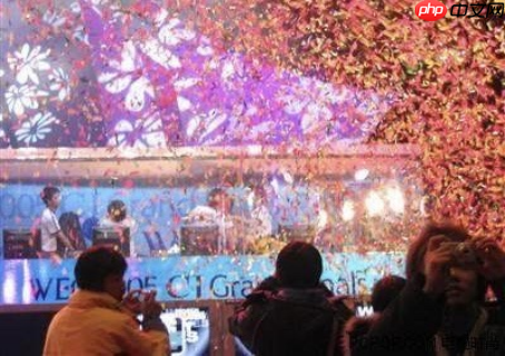 致敬CNCS二十载荣光，cs1.6经典再续尽在KK官方对战平台！