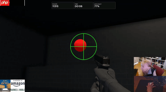 我奶奶来真能架住!网友晒95岁奶奶FPS练枪日常